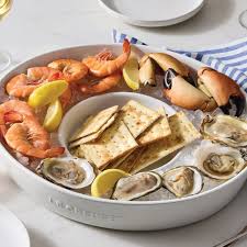 Signature 13" Oval Chip & Dip Platter, White